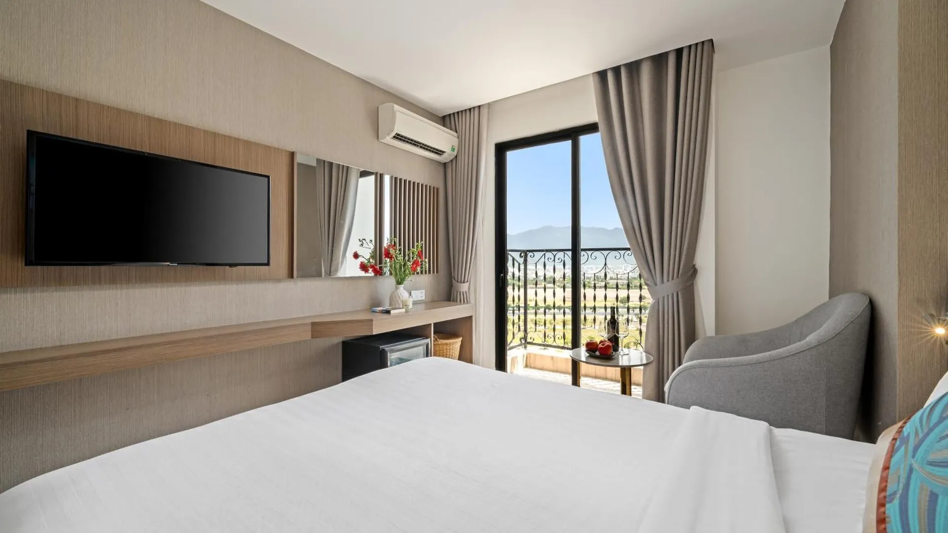 ****  Sochi Hotel Nha Trang Vietnam