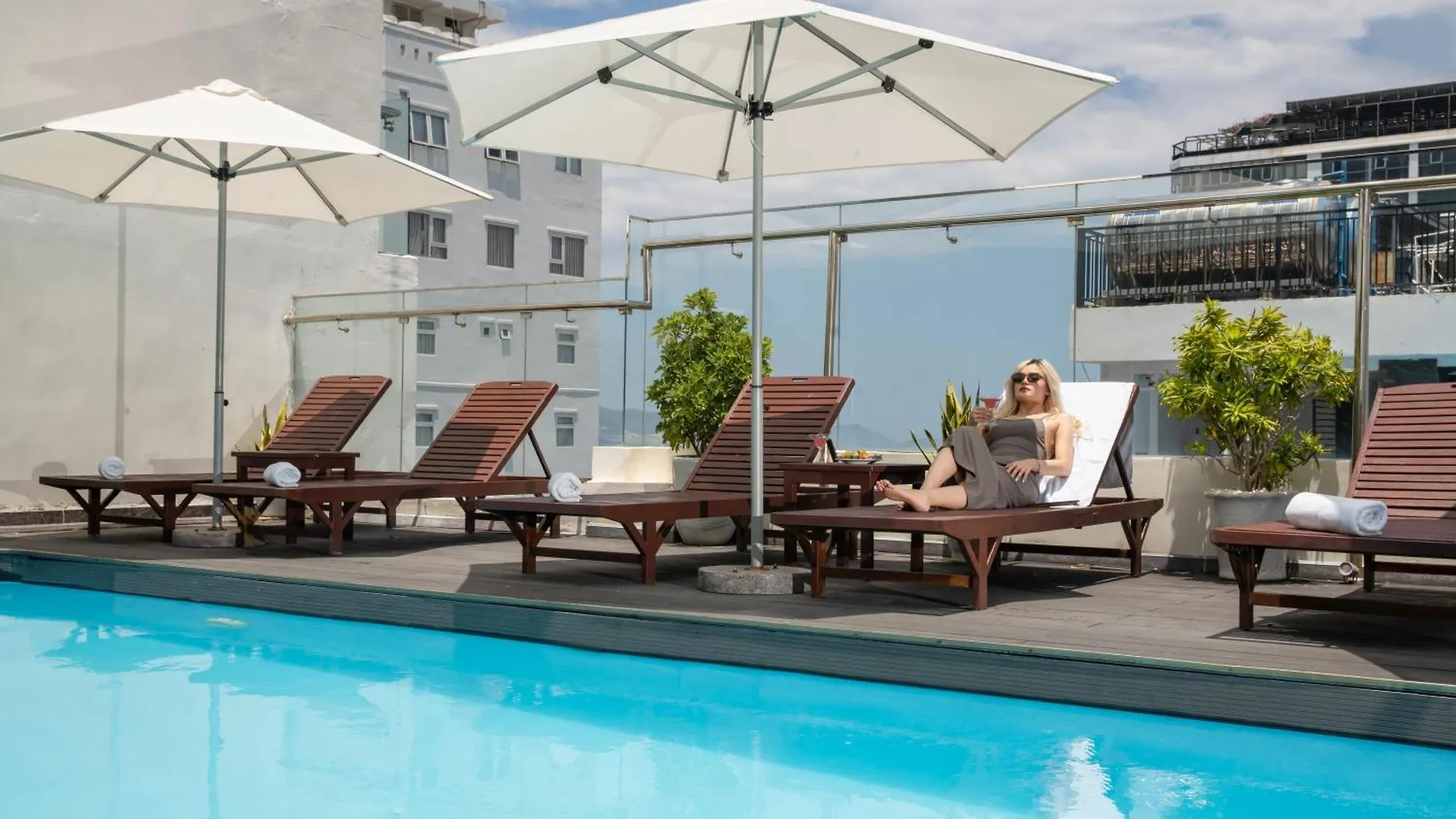 Sochi Hotel Να Τρανγκ Βιετνάμ