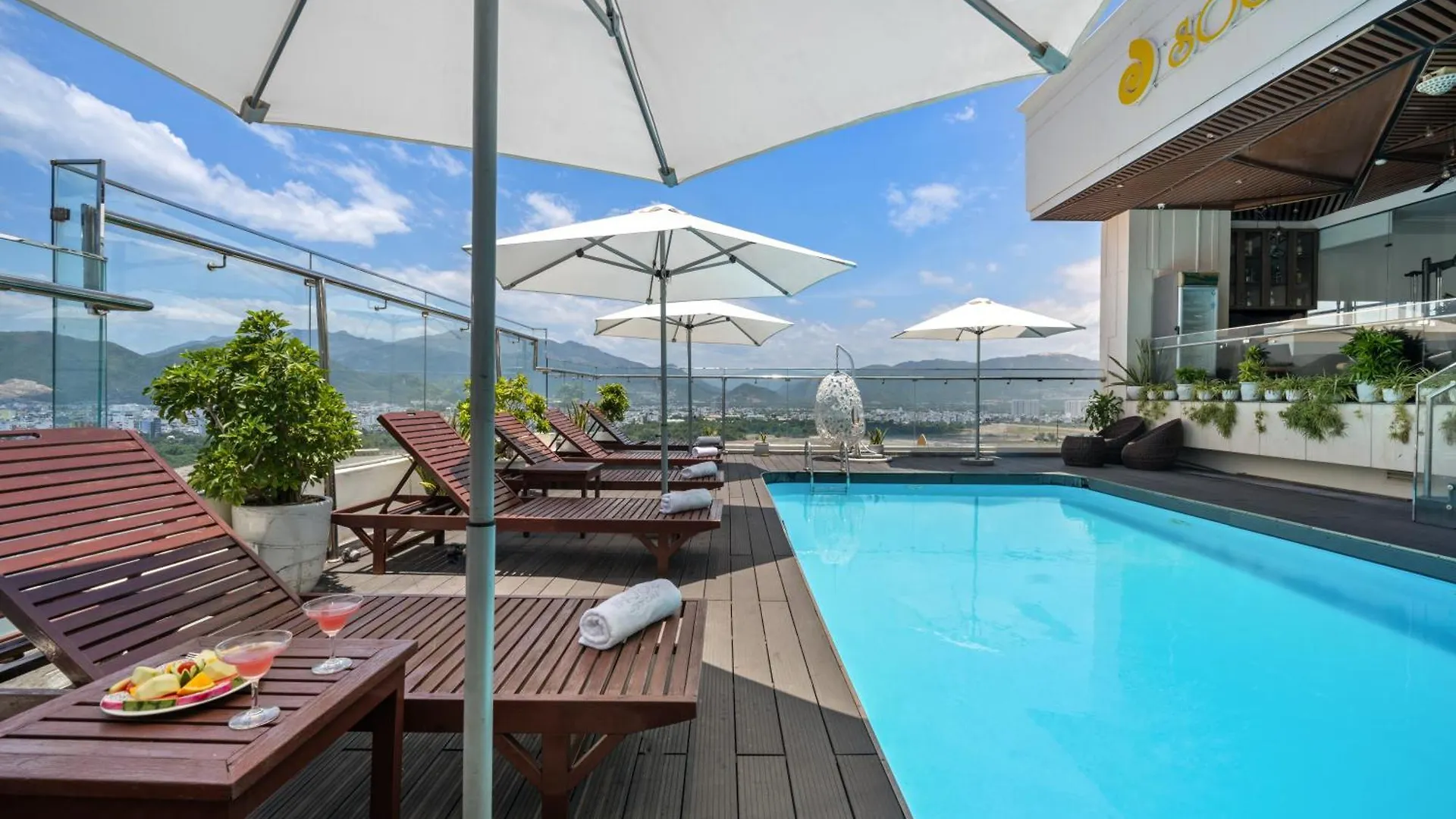 Sochi Hotel Να Τρανγκ 4*,  Βιετνάμ
